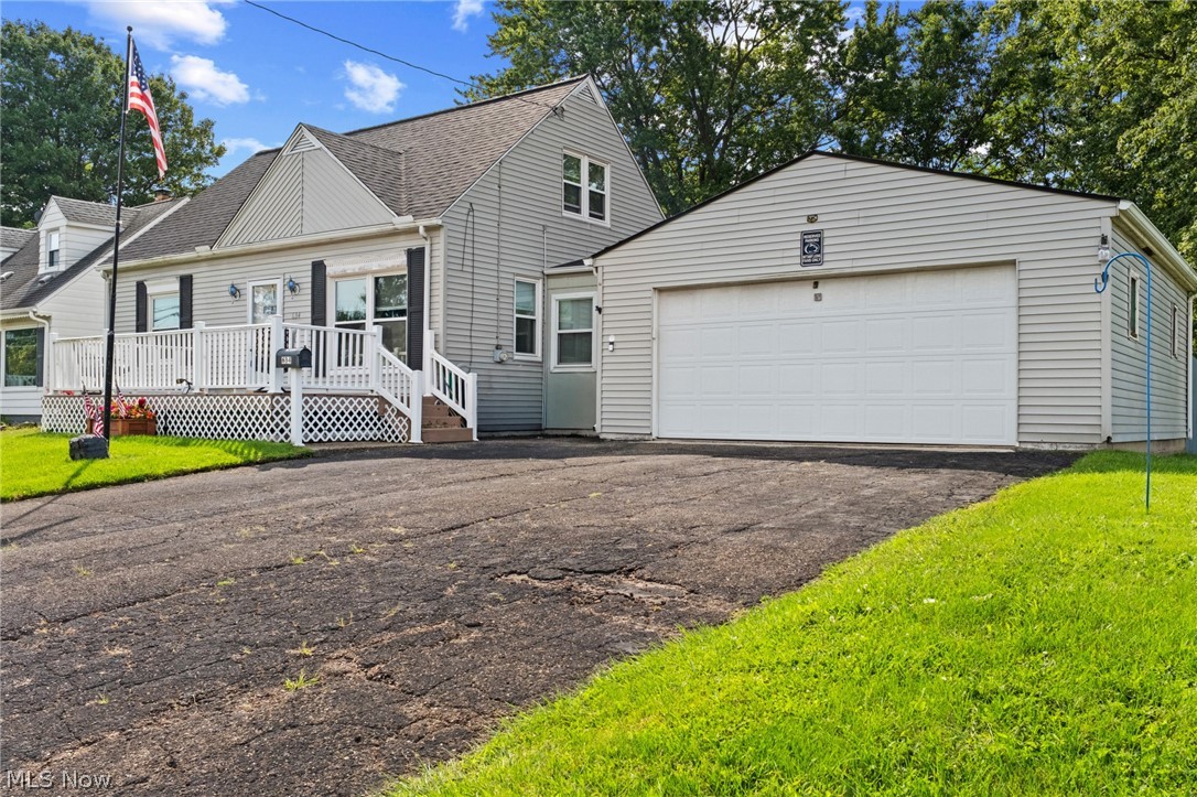 634 Elbur Avenue Property Photo 2