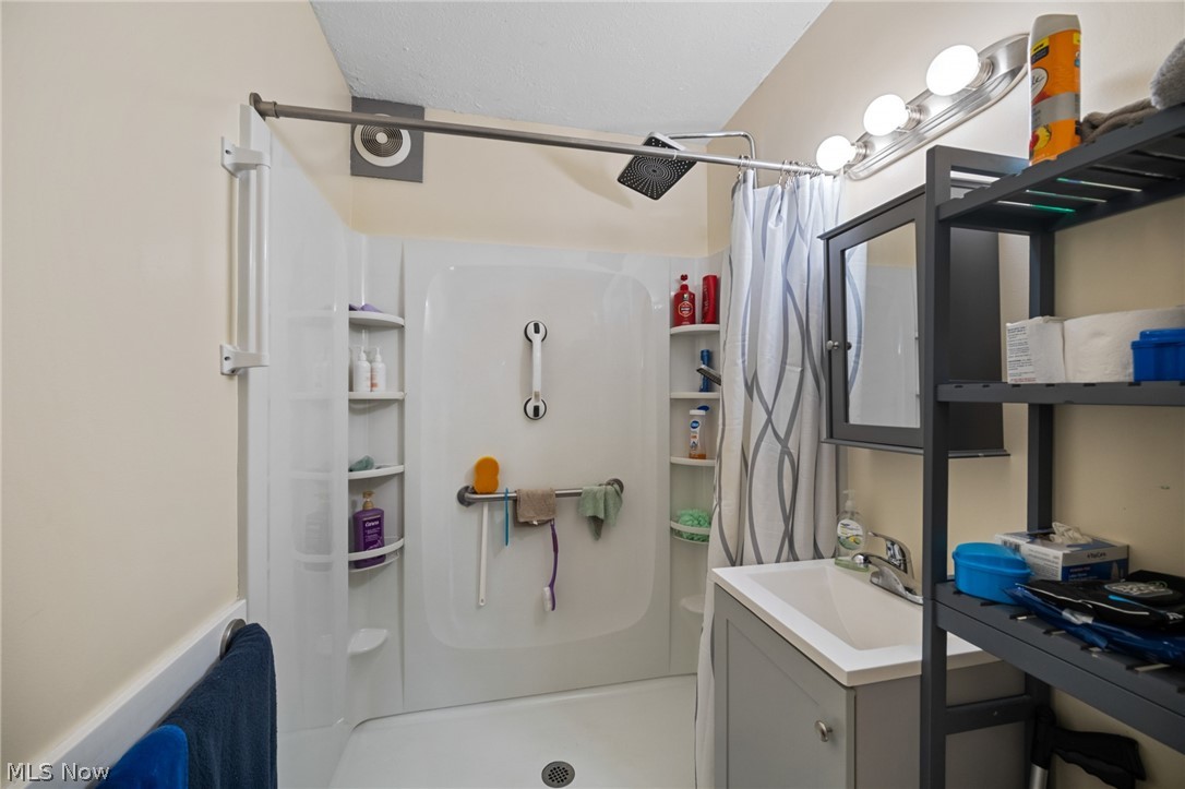 634 Elbur Avenue Property Photo 20