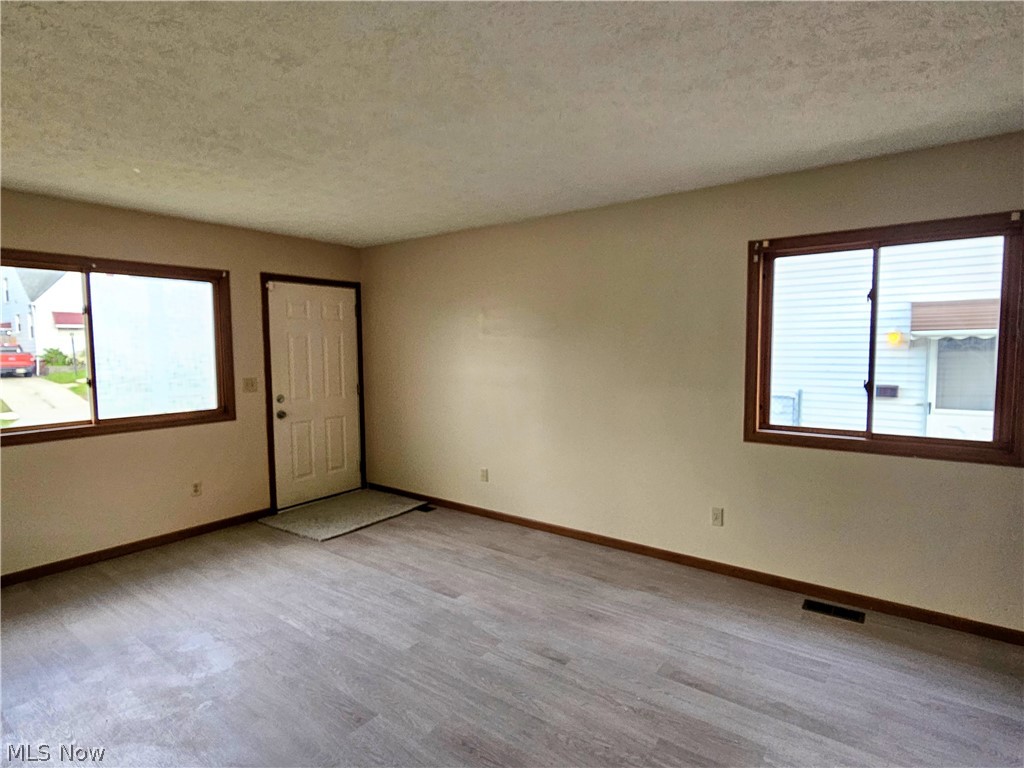 4838 E 86th Street Property Photo 5