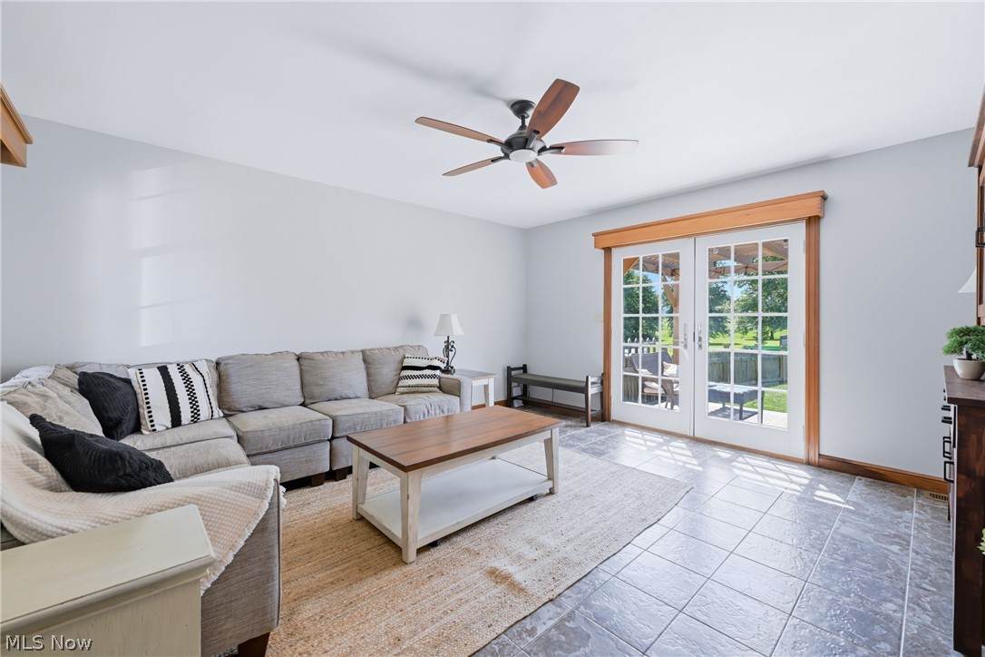 16139 S Range Road Property Photo 11