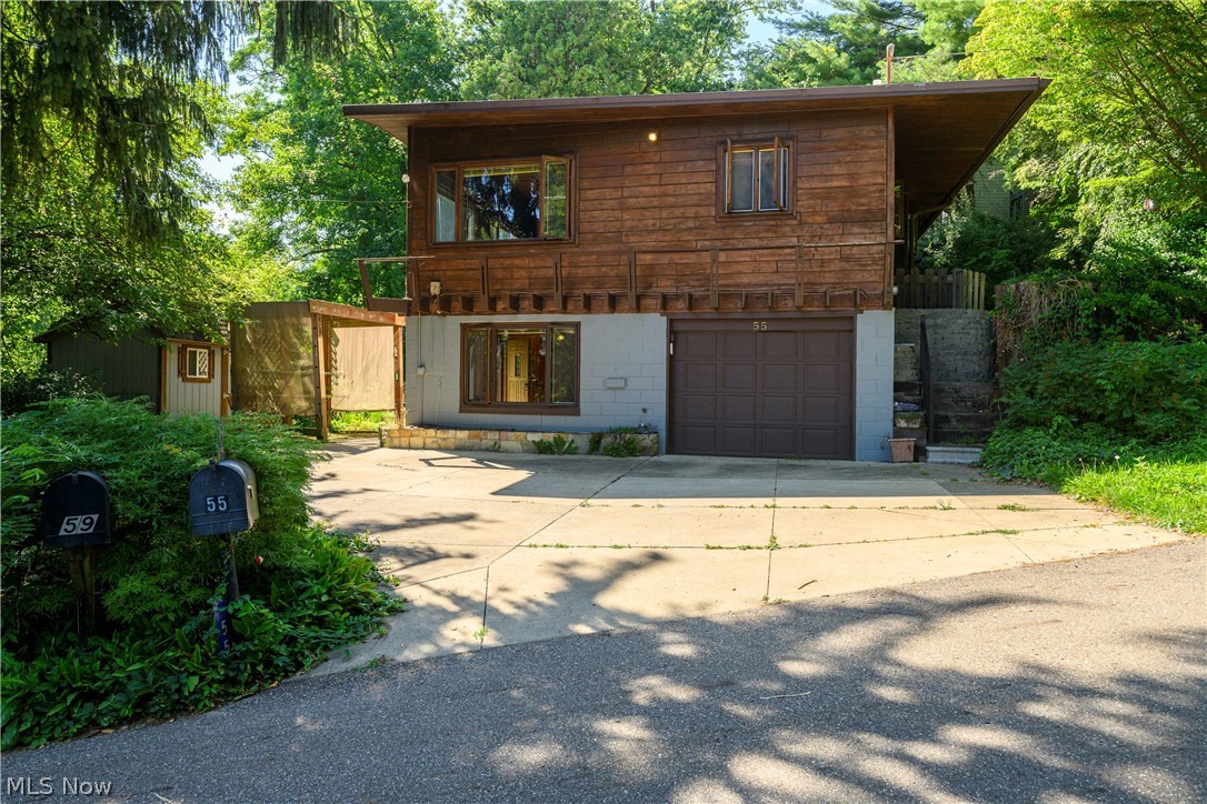 55 Willowdale Avenue Nw Property Photo 1