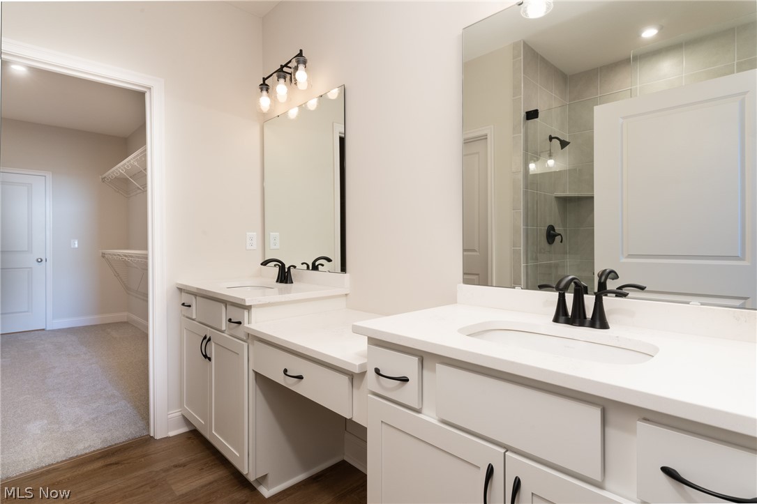 29121 Lancaster Lane Property Photo 17