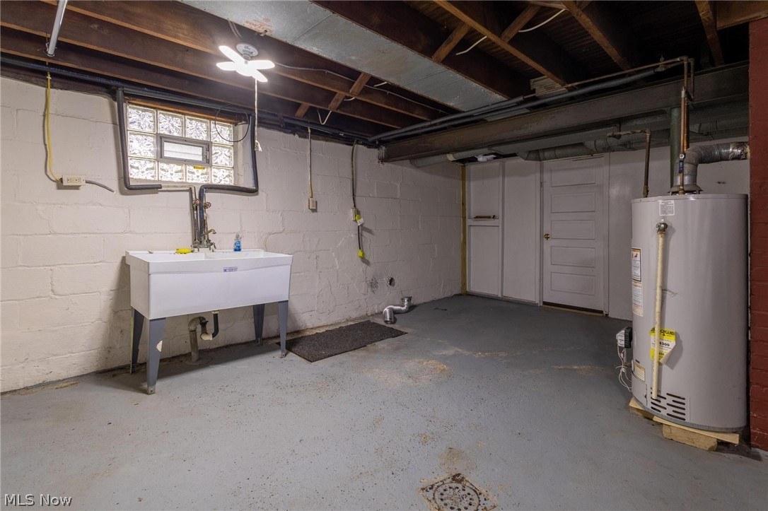 122 W Belleview Drive Property Photo 19