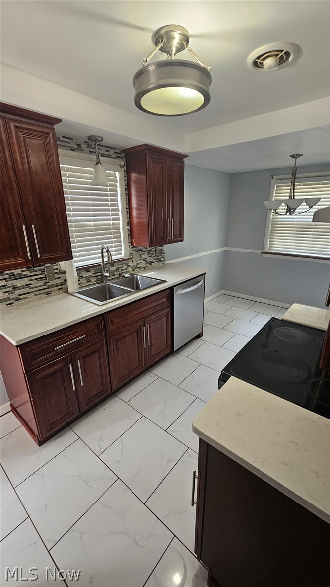 4237 Stonehaven Road Property Photo 18