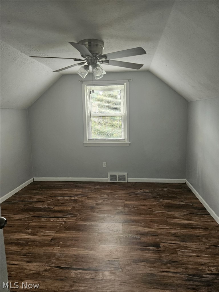 4237 Stonehaven Road Property Photo 35