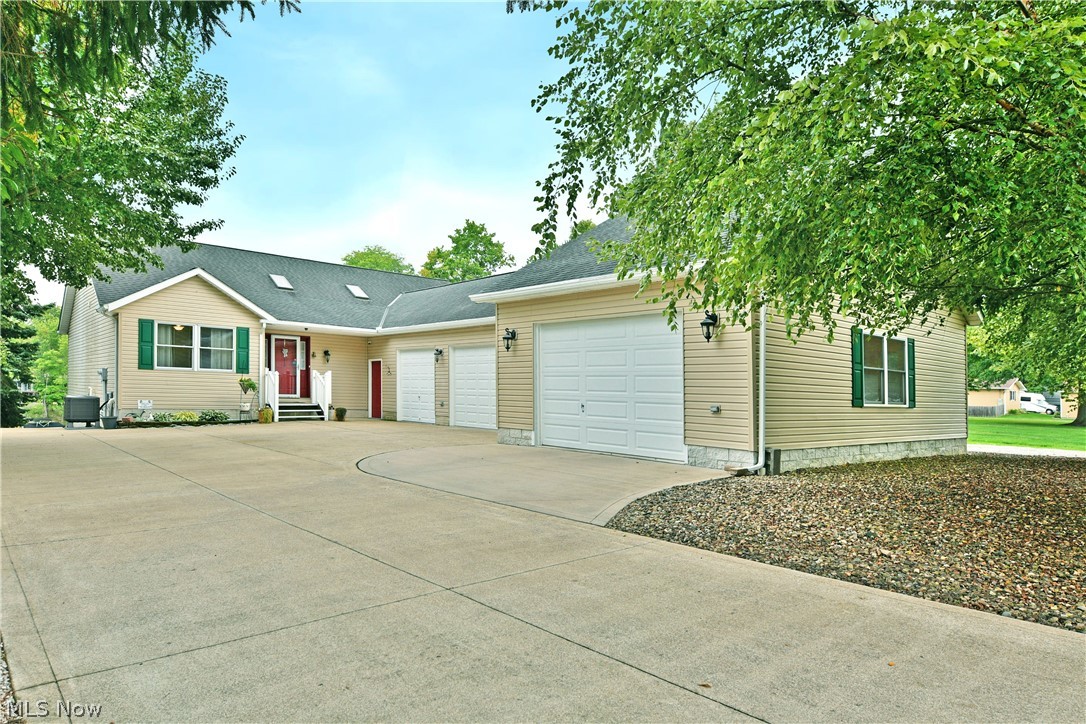 1835 Morning Star Drive Property Photo 1