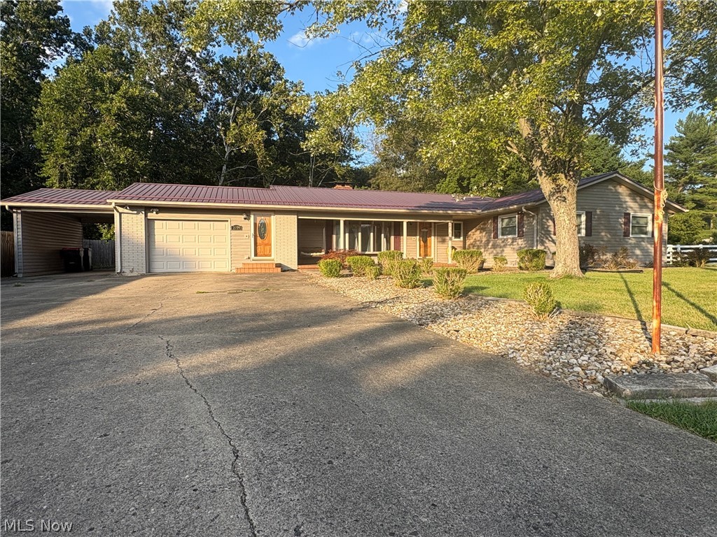 2229 Newark Road Property Photo
