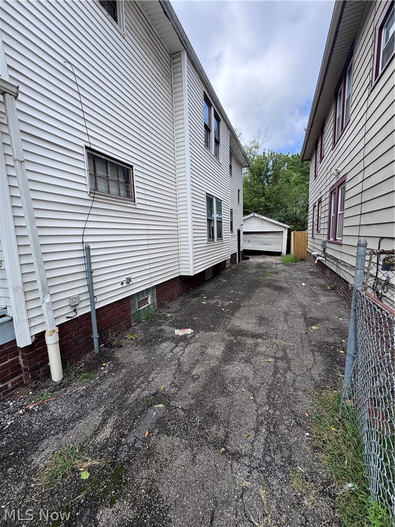 1104 E 143rd Street Property Photo 3