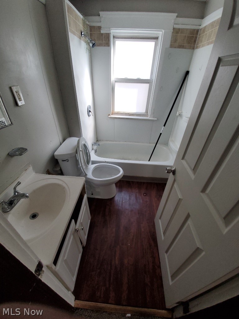 1104 E 143rd Street Property Photo 4