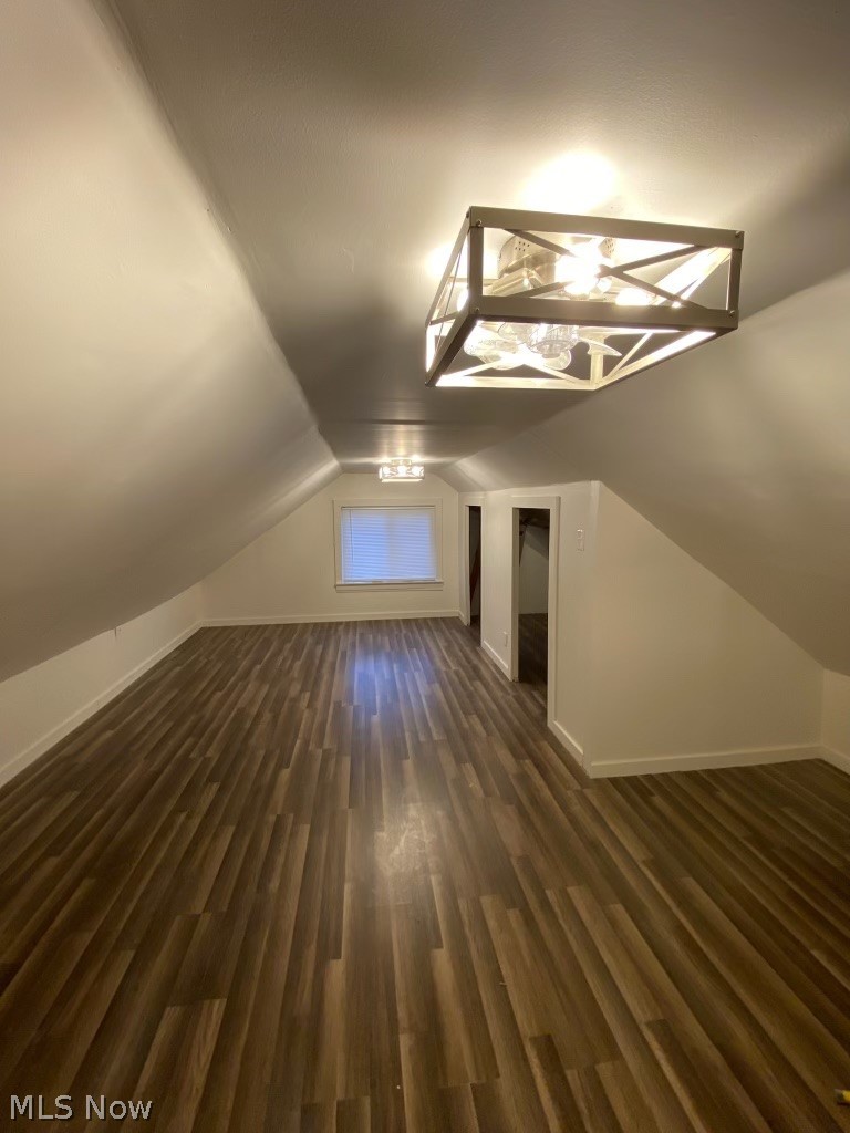 14210 Kingsford Avenue Property Photo 7