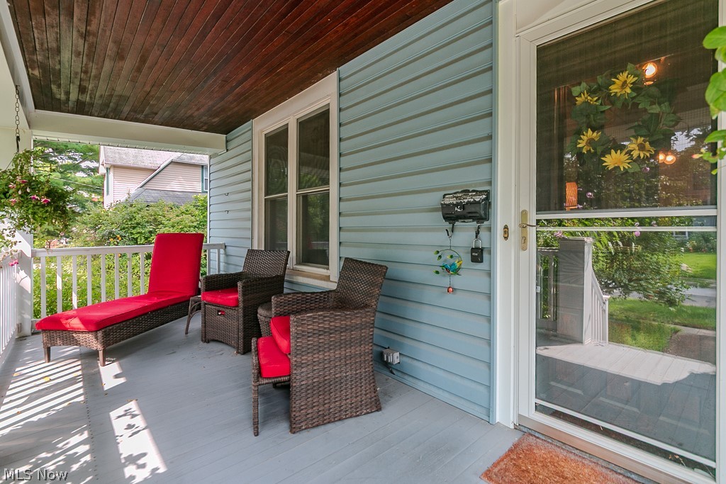 37841 2nd Street Property Photo 4