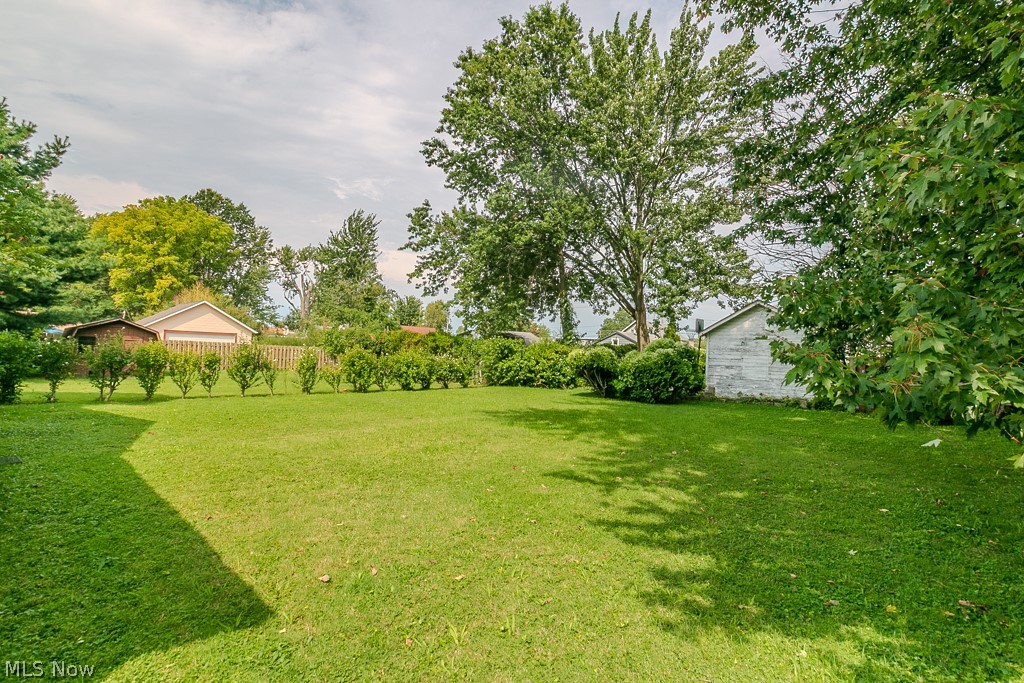 37841 2nd Street Property Photo 9
