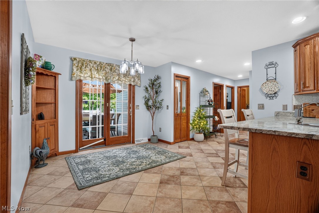 7424 Kingsboro Drive Property Photo 9