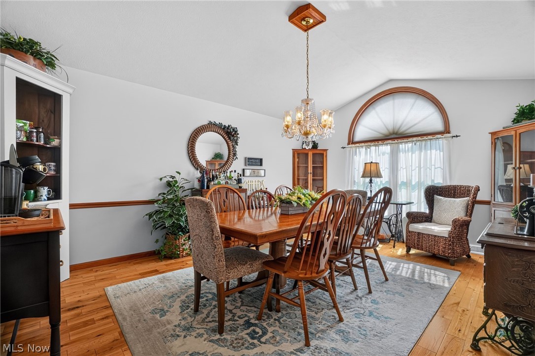 7424 Kingsboro Drive Property Photo 10