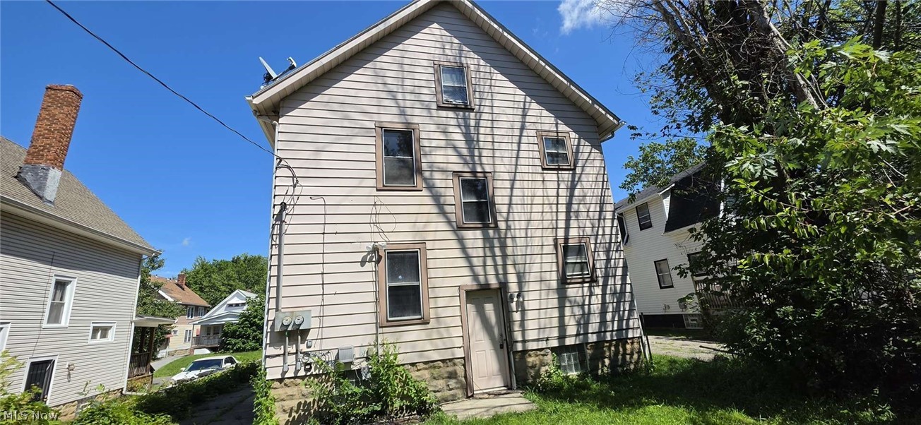 1514 E 174th Street Property Photo 3