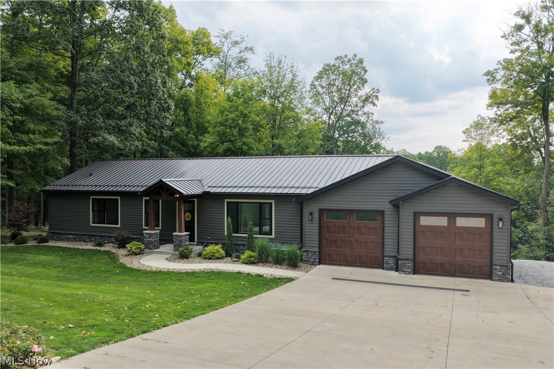 2630 Constance Dr Property Photo 1