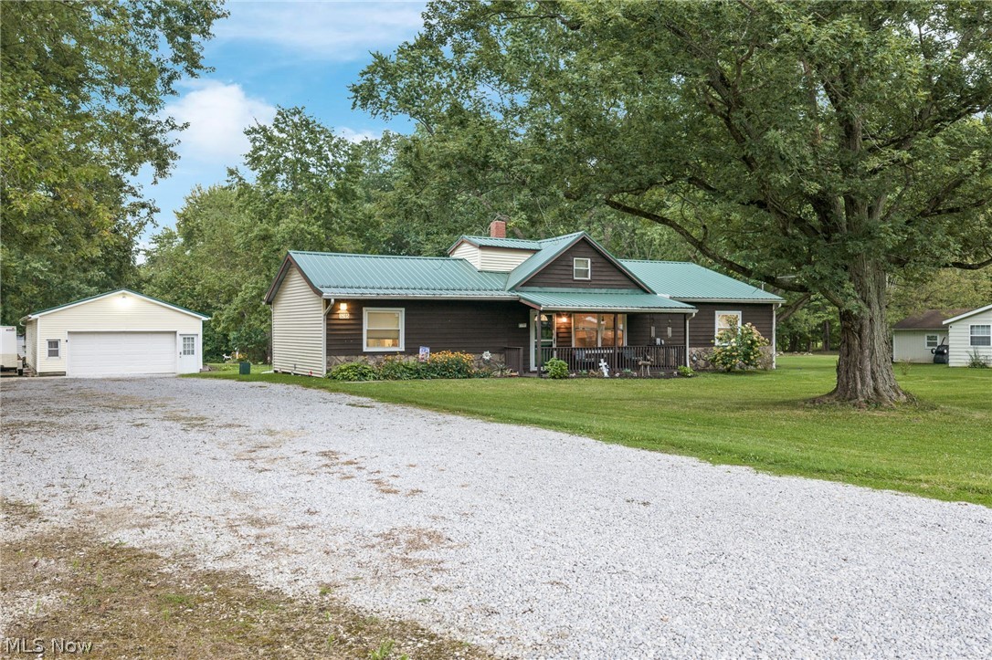 3285 Clubside Drive