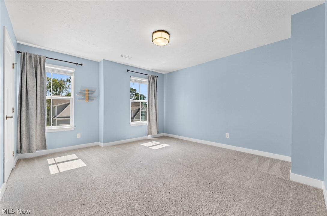 131 Pine Avenue Property Photo 34