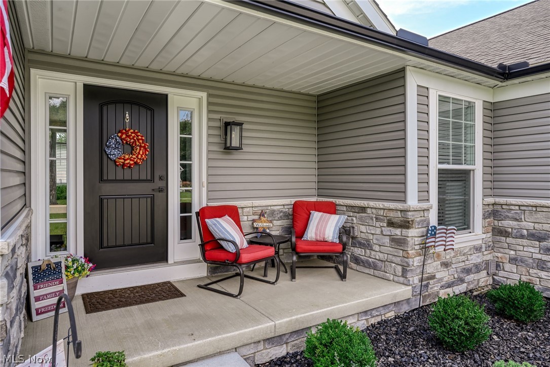 2182 Sugar Maple Drive Property Photo 4