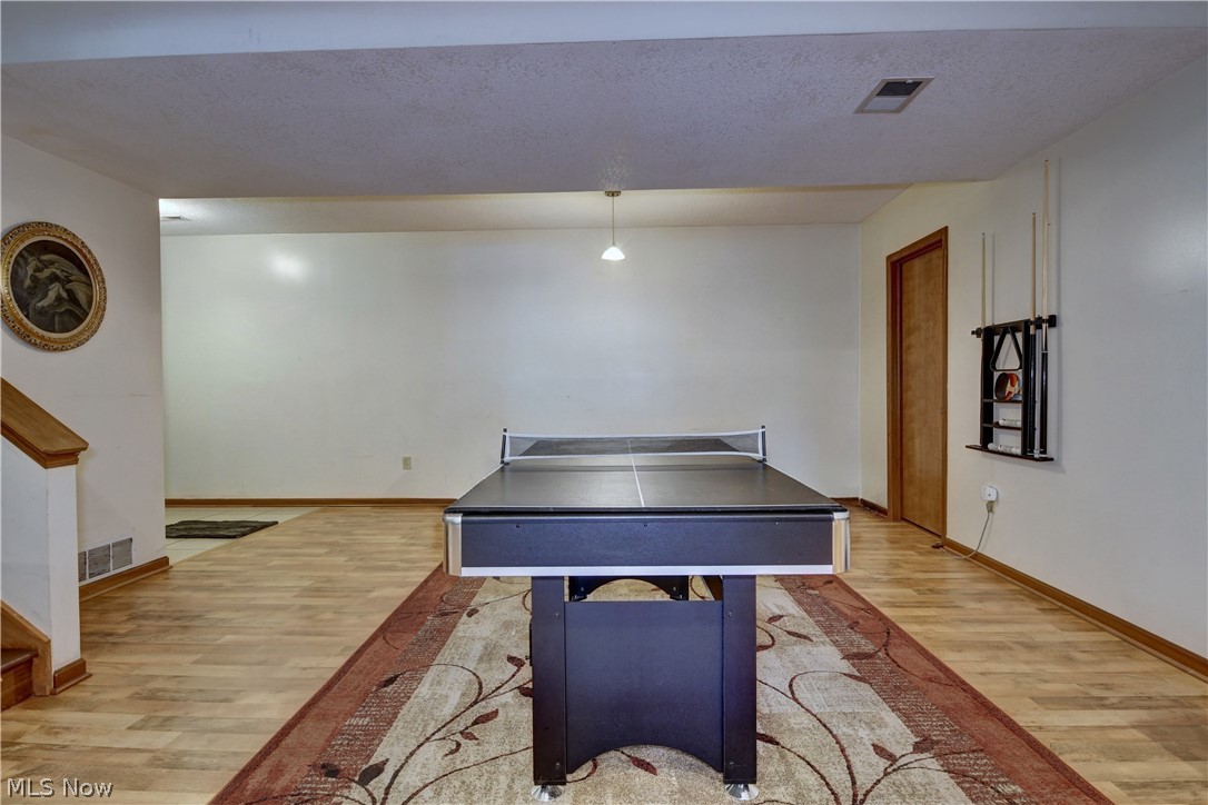 668 Floral Valley Drive E Property Photo 41