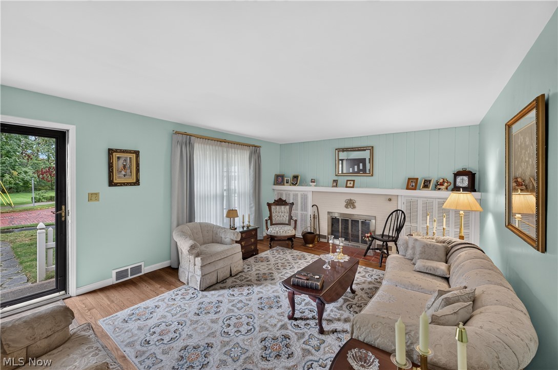 140 Shadyside Court Property Photo 4