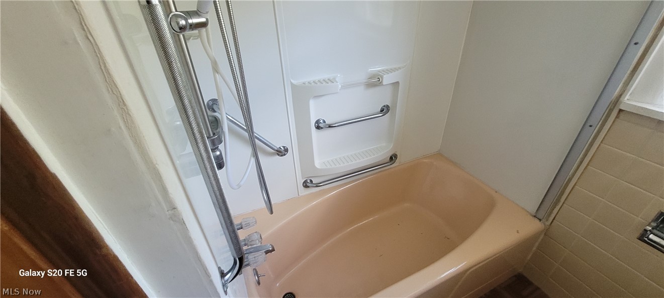 826 Reed Property Photo 8