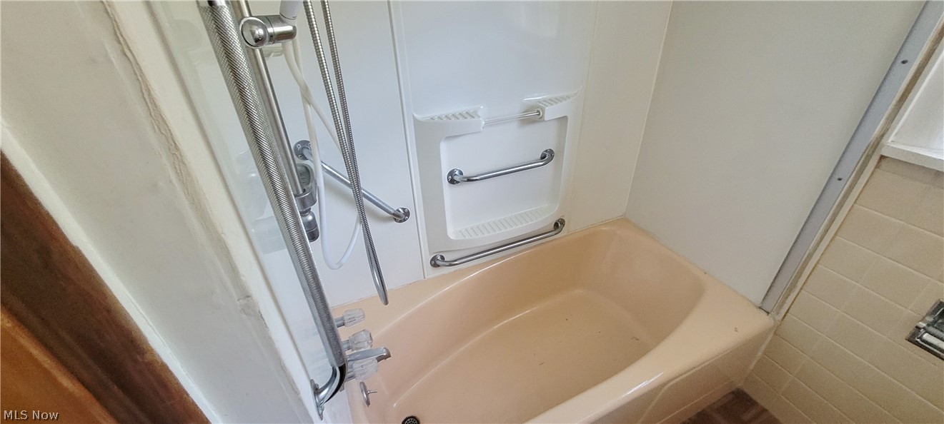 826 Reed Property Photo 8