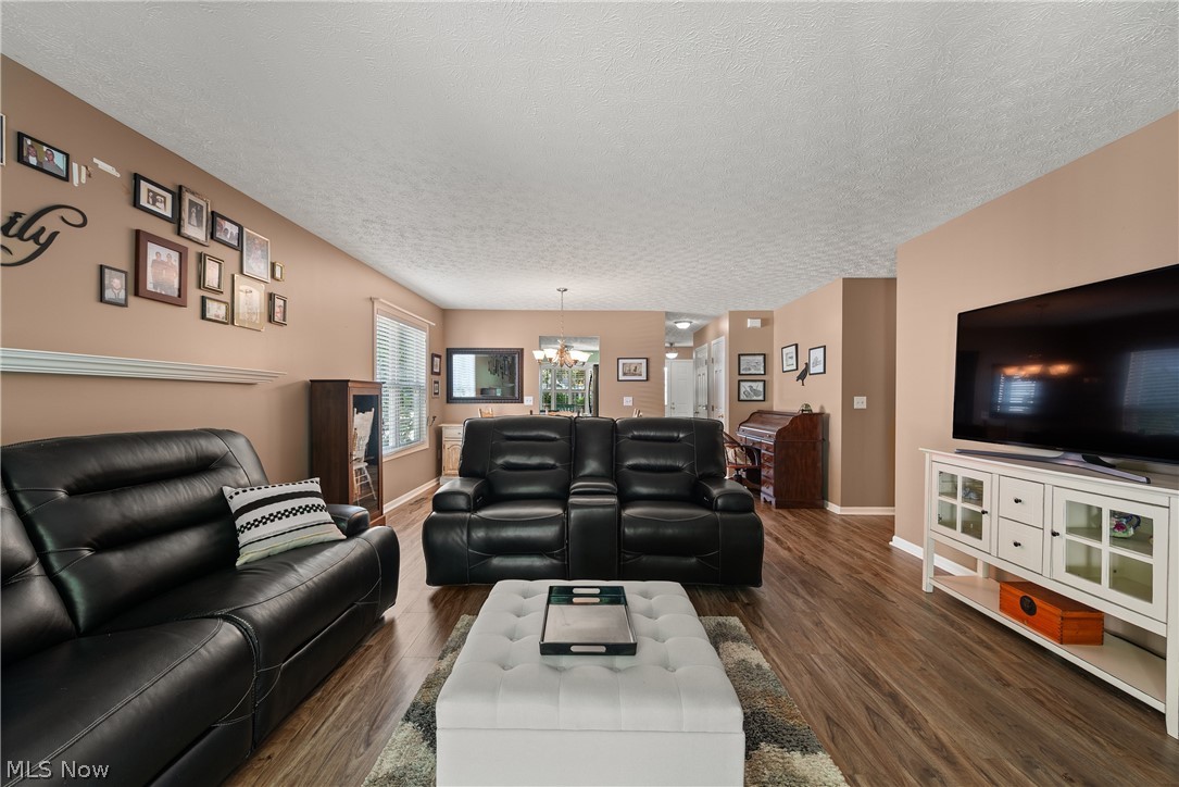 1412 Ledgewood Lane Property Photo 10