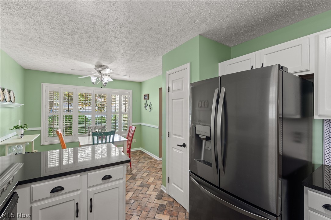 1412 Ledgewood Lane Property Photo 16