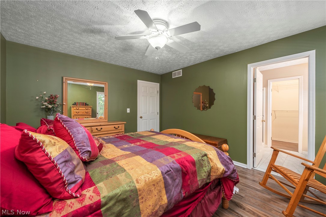 1412 Ledgewood Lane Property Photo 30
