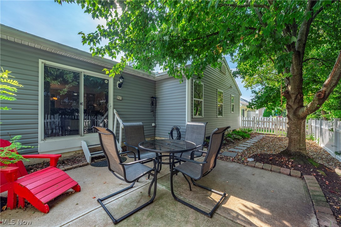 1412 Ledgewood Lane Property Photo 42