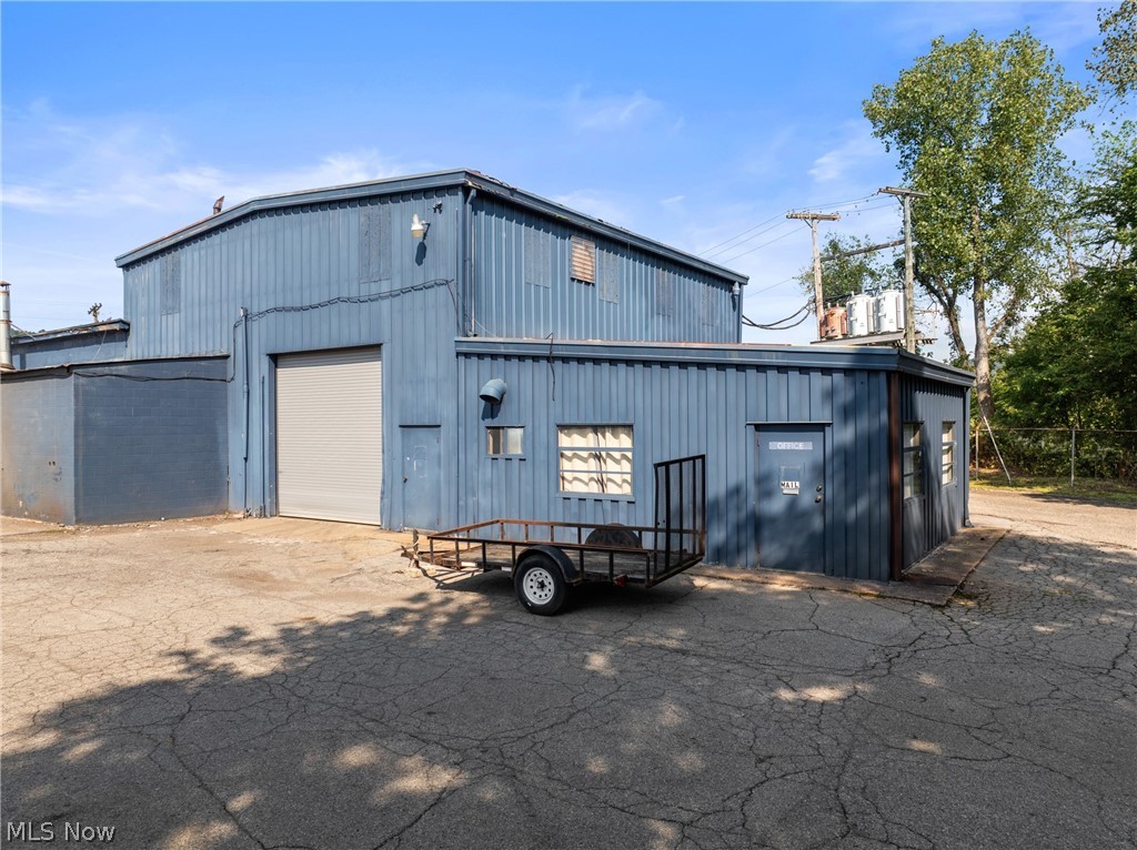 1702 Wheeling Avenue Property Photo 4
