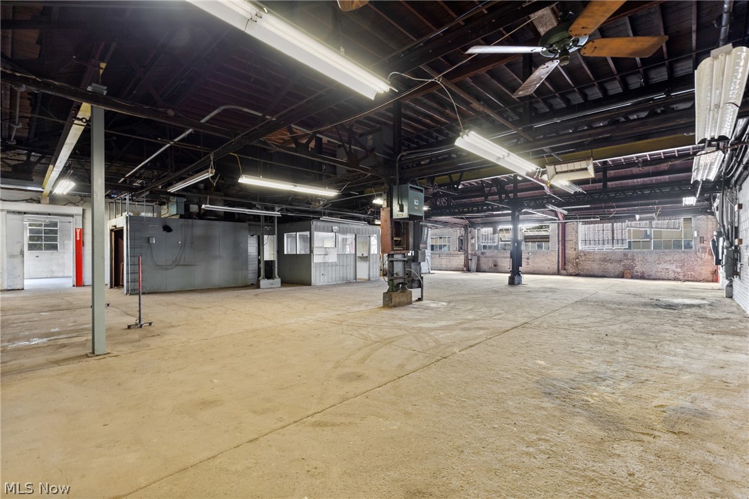 1702 Wheeling Avenue Property Photo 16