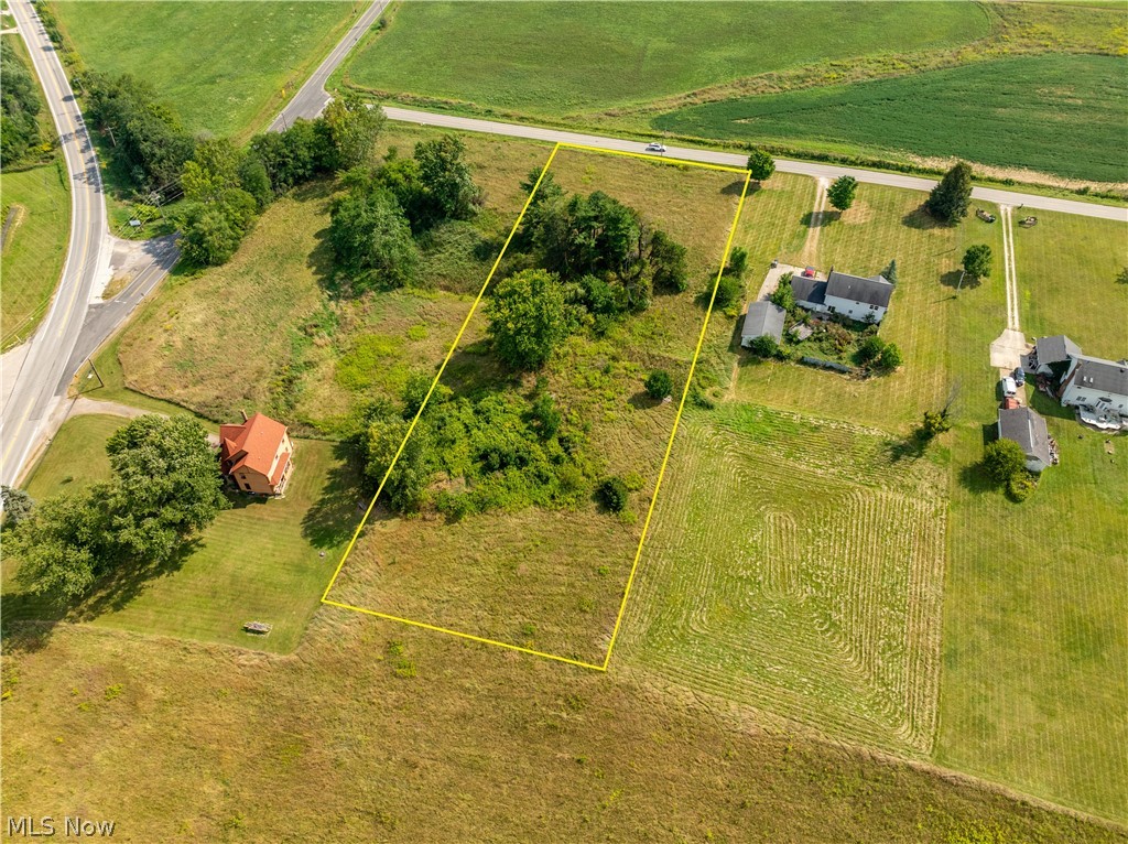 Paradise Road Property Photo 4