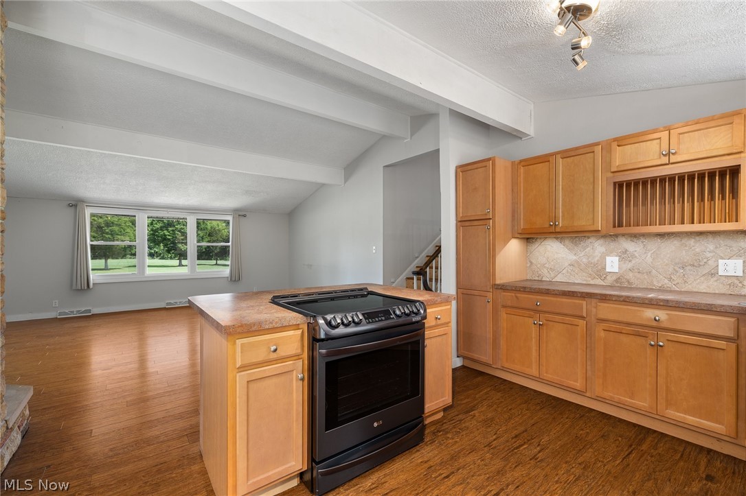 968 Mohican Drive Property Photo 11