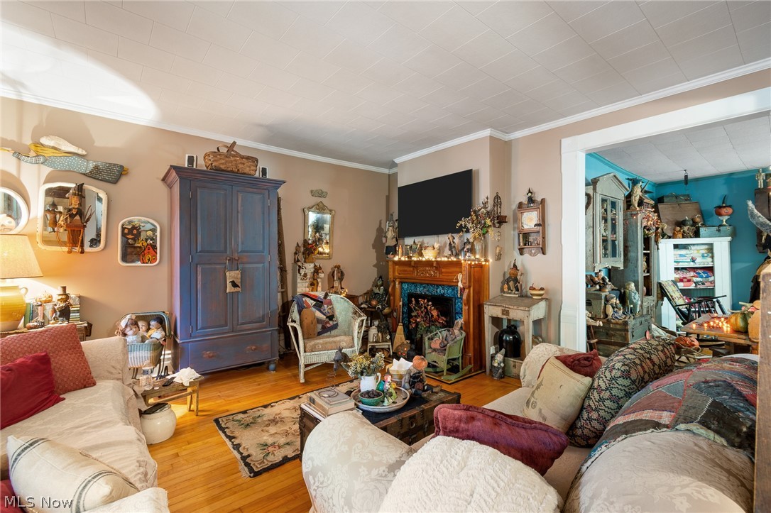349 Bever Property Photo 2