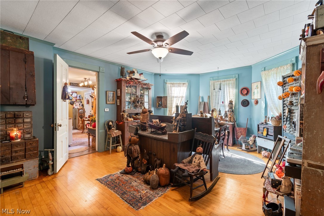 349 Bever Property Photo 6