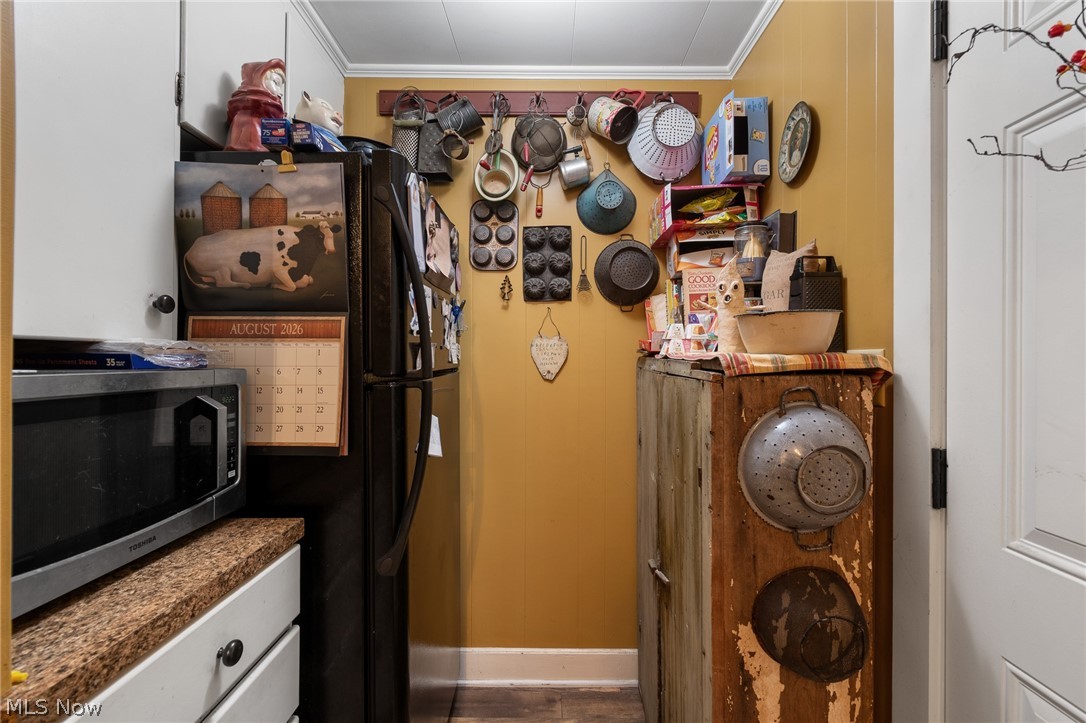 349 Bever Property Photo 12