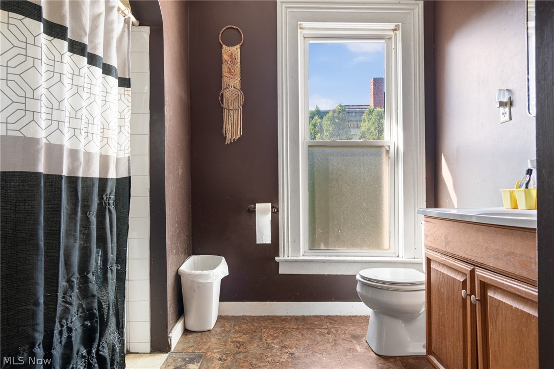 349 Bever Property Photo 23