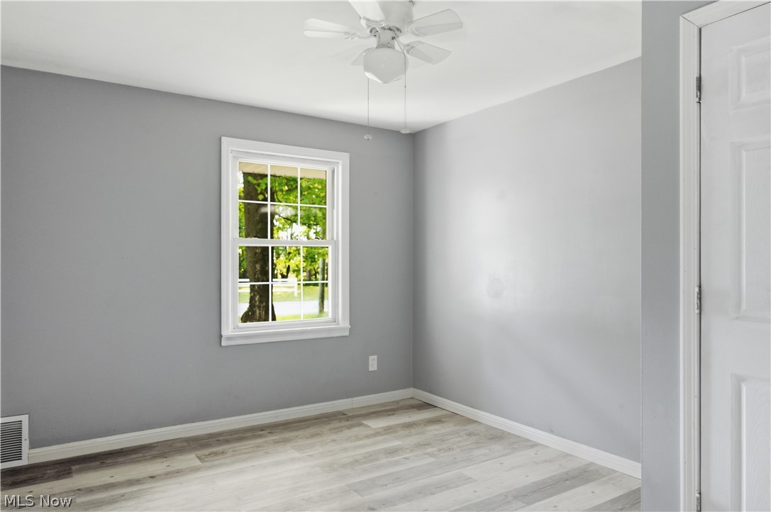 9247 Youngstown Pittsburgh Road Property Photo 14