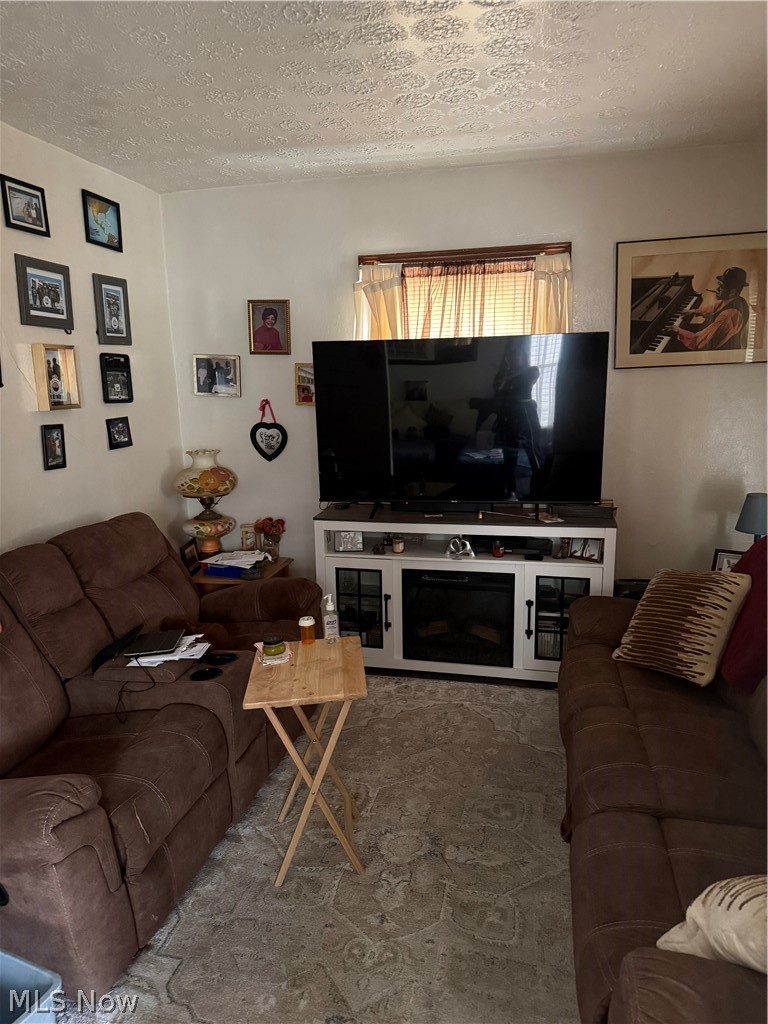 920 E 73rd Street Property Photo 6