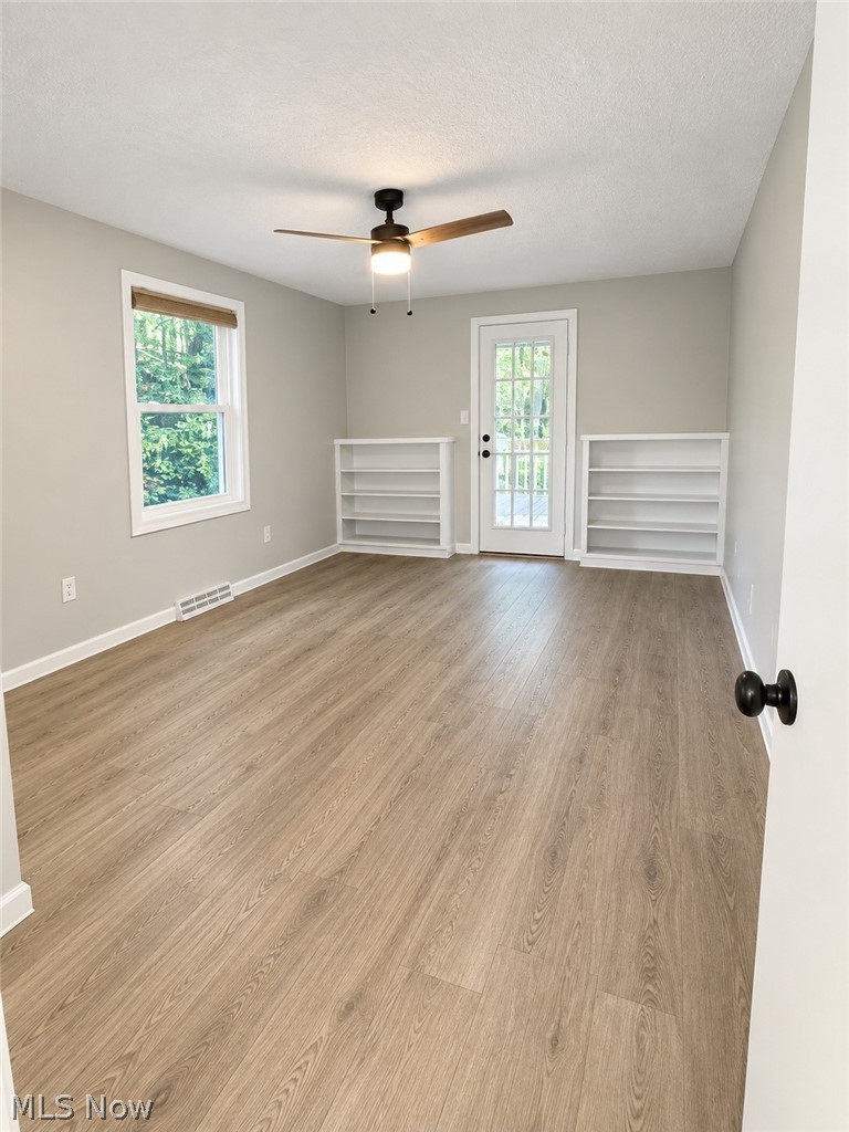 4542 Briarcliff Trail Property Photo 10