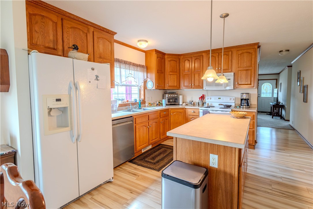 310 Galaxy Drive Property Photo 12