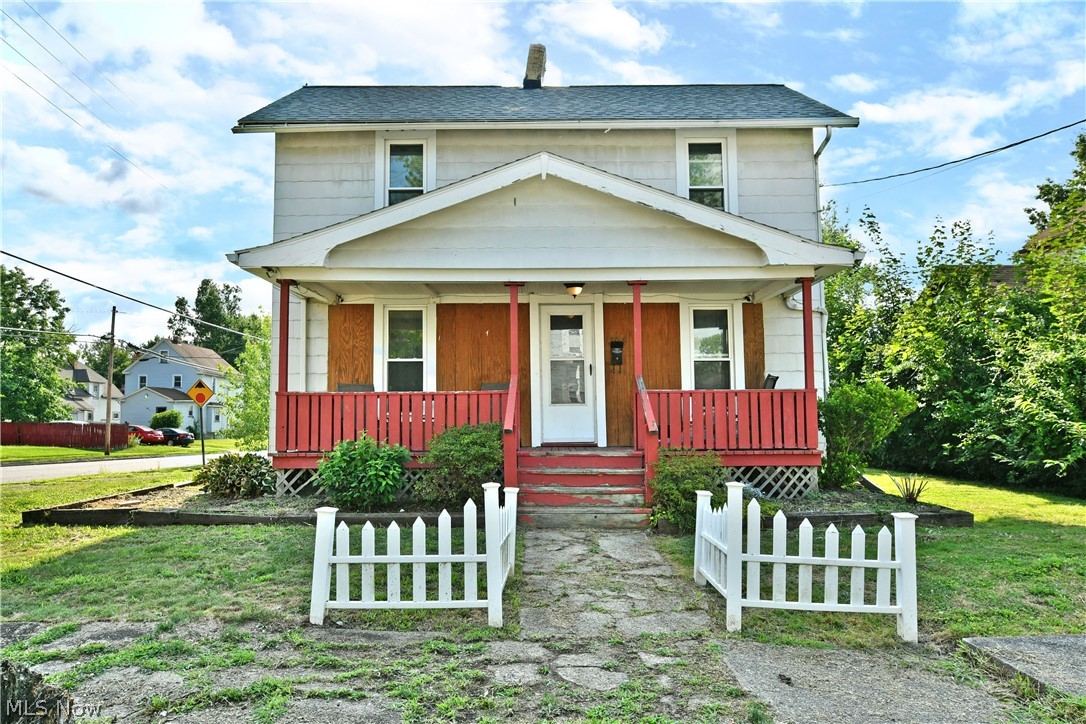 304 Cherry Avenue Property Photo 1