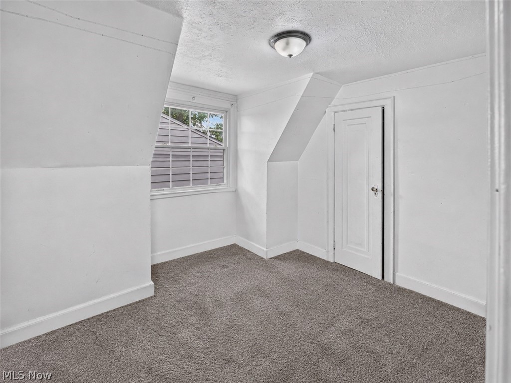 654 Moreley Avenue Property Photo 17