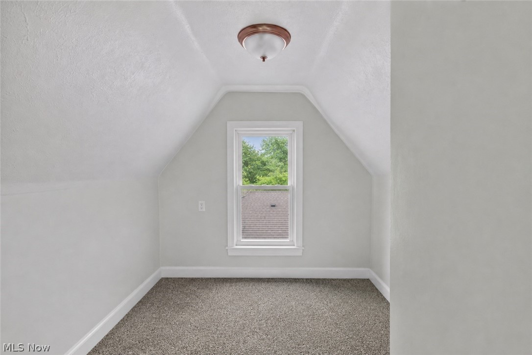 654 Moreley Avenue Property Photo 19