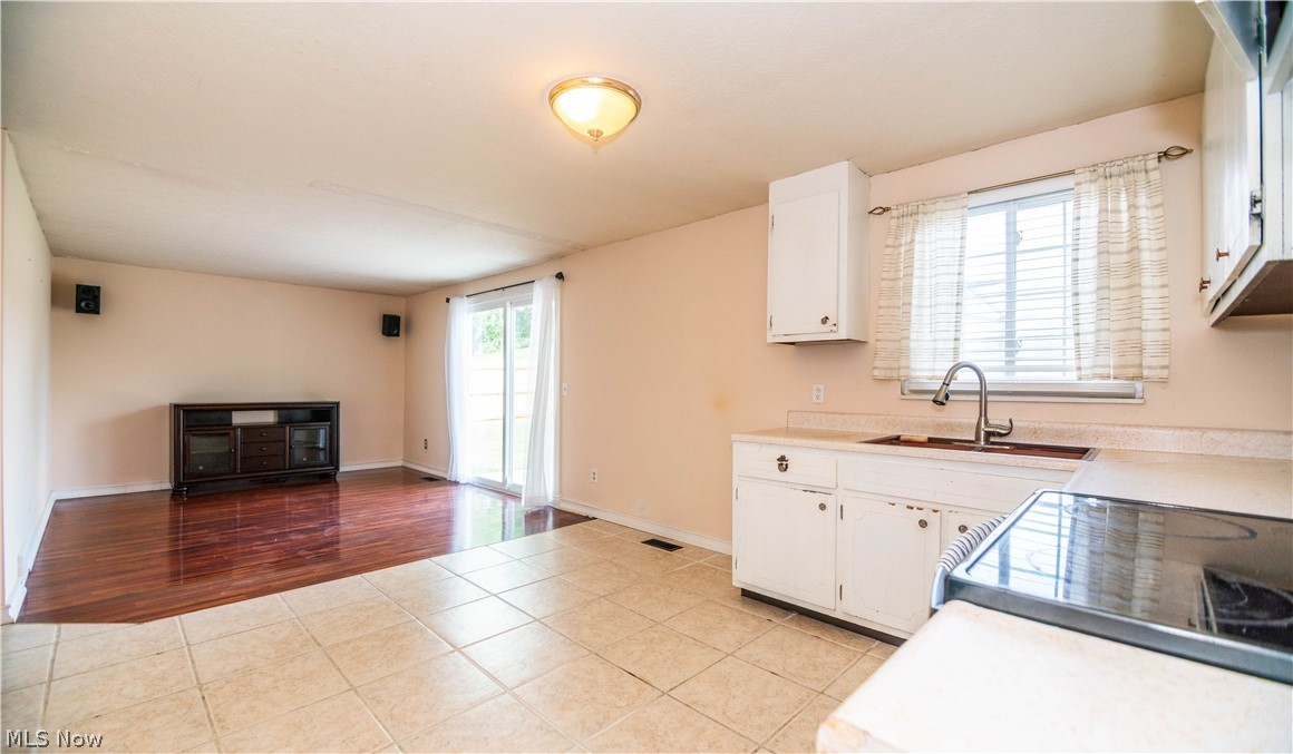 1714 Warrington Road Nw Property Photo 7