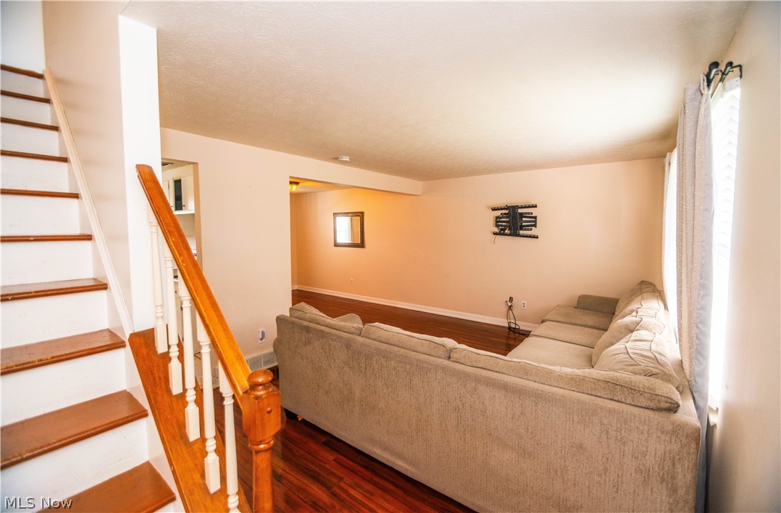 1714 Warrington Road Nw Property Photo 11