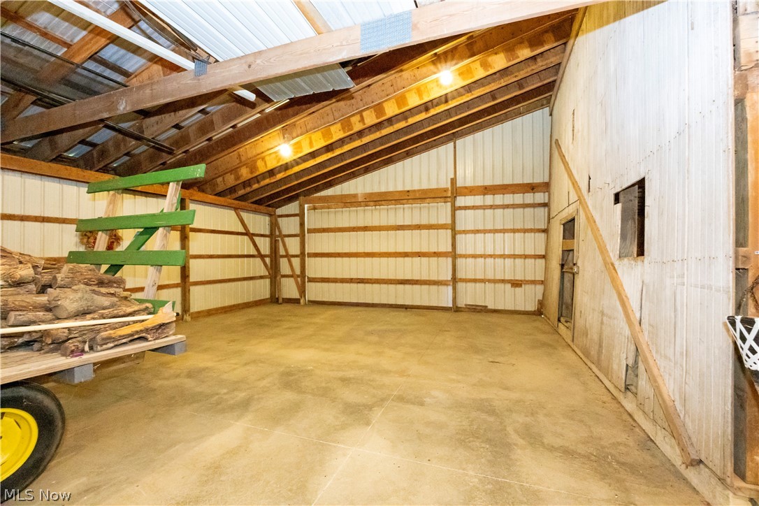 1319 County Road 1153 Property Photo 37