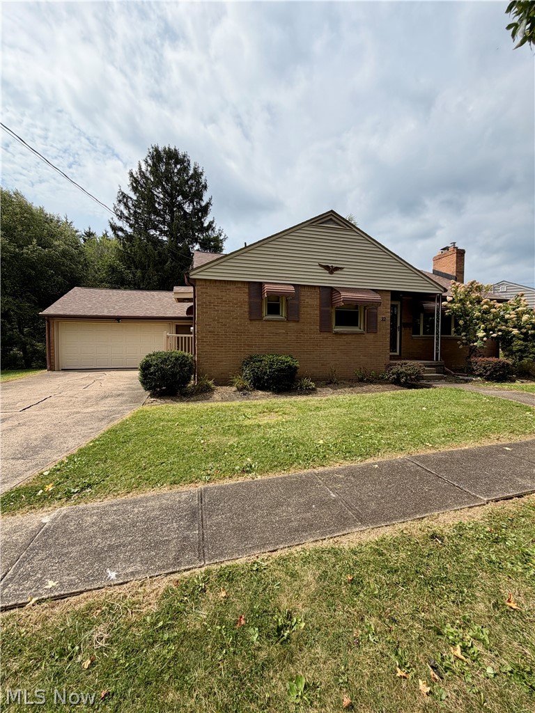 32 Orchard Drive Property Photo 1